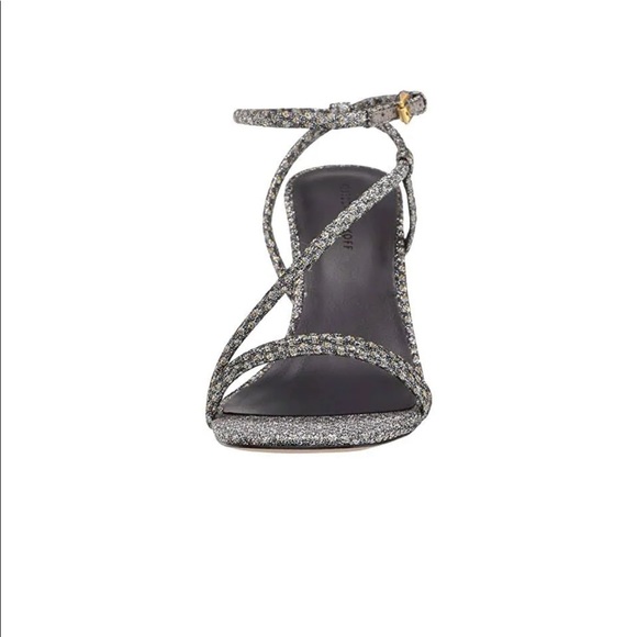 Beautiful heels - Picture 13 of 16